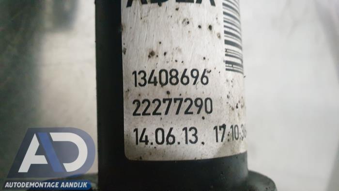 Schokdemperpoot rechts-voor van een Opel Adam 1.2 16V 2014