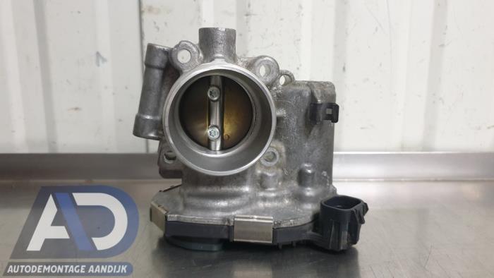 Gebruikte Gasklephuis Opel Adam 1.2 16V Prijs € 24,99 Margeregeling aangeboden door Autodemontage Aandijk