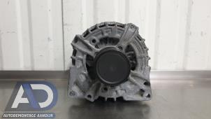 Gebruikte Alternator Mercedes A (W176) 1.6 A-180 16V Prijs € 74,99 Margeregeling aangeboden door Autodemontage Aandijk