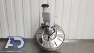 Gebruikte Rembekrachtiger Mercedes A (W176) 1.6 A-180 16V Prijs € 99,99 Margeregeling aangeboden door Autodemontage Aandijk