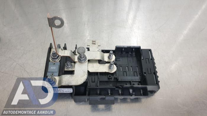 Gebruikte Zekeringkast Mercedes A (W176) 1.6 A-180 16V Prijs € 39,99 Margeregeling aangeboden door Autodemontage Aandijk