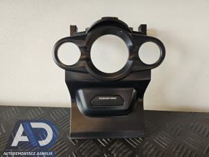 Gebruikte Dashboard deel Ford EcoSport (JK8) 1.0 EcoBoost 12V 125 Prijs € 24,99 Margeregeling aangeboden door Autodemontage Aandijk