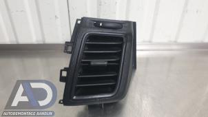 Gebruikte Luchtrooster Dashboard Ford Transit Custom 1.0 12V Ecoboost PHEV Prijs € 19,99 Margeregeling aangeboden door Autodemontage Aandijk