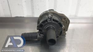 Gebruikte Waterpomp Ford Transit Custom 1.0 12V Ecoboost PHEV Prijs € 39,99 Margeregeling aangeboden door Autodemontage Aandijk