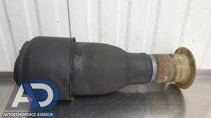 Gebruikte Luchtbalg BMW 5 serie Touring (F11) 535d 24V Prijs € 99,99 Margeregeling aangeboden door Autodemontage Aandijk