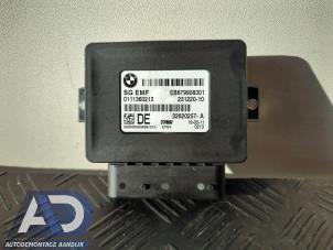 Gebruikte Computer Handrem BMW 5 serie Touring (F11) 535d 24V Prijs € 49,99 Margeregeling aangeboden door Autodemontage Aandijk