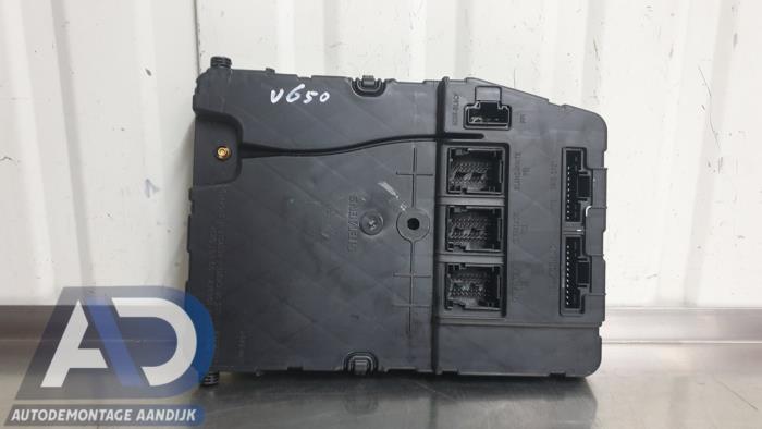 Gebruikte Module Bodycontrol Renault Scénic II (JM) 1.6 16V Prijs € 99,99 Margeregeling aangeboden door Autodemontage Aandijk