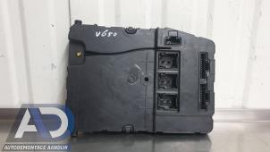 Gebruikte Computer Body Control Renault Scénic II (JM) 1.6 16V Prijs € 99,99 Margeregeling aangeboden door Autodemontage Aandijk