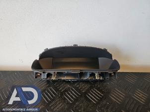 Gebruikte Display Interieur Opel Mokka/Mokka X 1.4 Turbo 16V 4x2 Prijs € 29,99 Margeregeling aangeboden door Autodemontage Aandijk