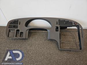 Gebruikte Dashboard deel Saab 9-5 Estate (YS3E) 2.3t 16V Prijs € 39,99 Margeregeling aangeboden door Autodemontage Aandijk