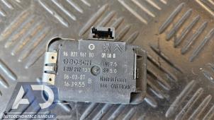 Gebruikte Sensor regen Fiat Scudo (270) 2.0 D Multijet Prijs € 29,99 Margeregeling aangeboden door Autodemontage Aandijk