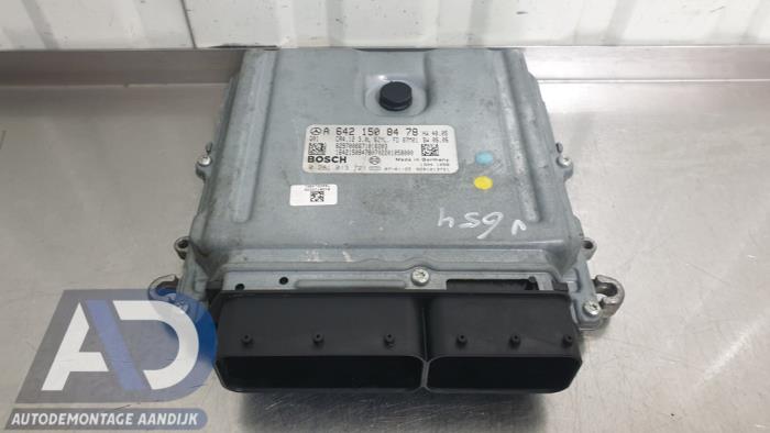 Gebruikte Computer Motormanagement Mercedes E Combi (S211) 3.0 E-280 CDI V6 24V Prijs € 199,99 Margeregeling aangeboden door Autodemontage Aandijk
