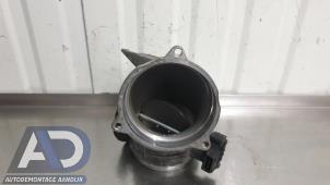 Gebruikte Gasklephuis BMW 5 serie (E39) 535i 32V Prijs € 49,99 Margeregeling aangeboden door Autodemontage Aandijk