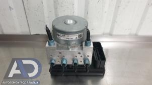 Gebruikte ABS Pomp Mini Mini (F56) 1.5 12V Cooper Prijs € 299,99 Margeregeling aangeboden door Autodemontage Aandijk