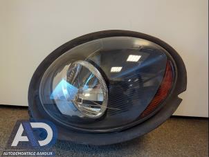 Gebruikte Koplamp rechts Mini Mini (F56) 1.5 12V Cooper Prijs € 249,99 Margeregeling aangeboden door Autodemontage Aandijk
