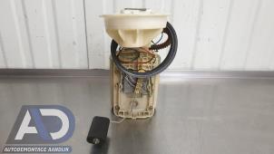 Gebruikte Tank element Pomp BMW Mini One/Cooper (R50) 1.6 16V Cooper Prijs € 34,99 Margeregeling aangeboden door Autodemontage Aandijk