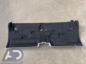 Gebruikte Vloerbedekking Renault Twingo III (AH) 1.0 SCe 65 12V Prijs € 79,99 Margeregeling aangeboden door Autodemontage Aandijk