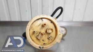 Gebruikte Tank element Pomp BMW 5 serie Touring (F11) 535d 24V Prijs € 49,99 Margeregeling aangeboden door Autodemontage Aandijk