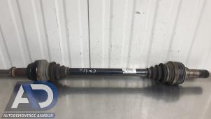 Gebruikte Aandrijfas links-achter BMW 5 serie Touring (F11) 535d 24V Prijs € 74,99 Margeregeling aangeboden door Autodemontage Aandijk
