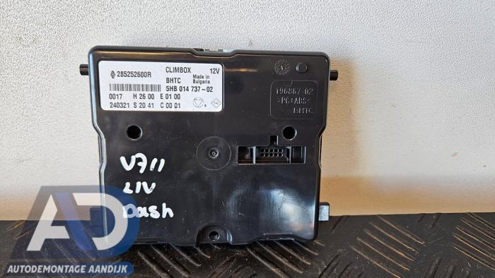 Gebruikte Module (diversen) Renault Twingo III (AH) 1.0 SCe 65 12V Prijs € 49,99 Margeregeling aangeboden door Autodemontage Aandijk