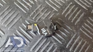 Gebruikte Regensensor Renault Twingo III (AH) 1.0 SCe 65 12V Prijs € 39,99 Margeregeling aangeboden door Autodemontage Aandijk