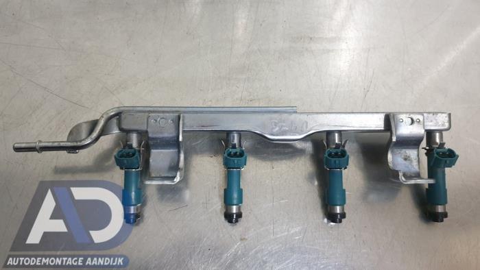 Gebruikte Injector brug Mazda 2 (DE) 1.3 16V S-VT High Power Prijs € 49,99 Margeregeling aangeboden door Autodemontage Aandijk