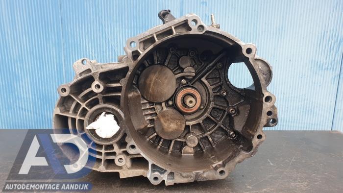 Gebruikte Versnellingsbak Volkswagen Passat Variant (3C5) 2.0 TDI 16V 140 4Motion Prijs € 699,99 Margeregeling aangeboden door Autodemontage Aandijk