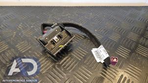 Gebruikte Antenne Dacia Jogger 1.0 TCe 110 12V Prijs € 34,99 Margeregeling aangeboden door Autodemontage Aandijk