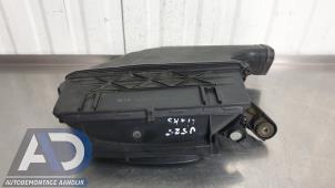 Gebruikte Luchtfilterhuis Mercedes E Estate (S212) E-350 CDI V6 24V BlueEfficiency Prijs € 29,99 Margeregeling aangeboden door Autodemontage Aandijk