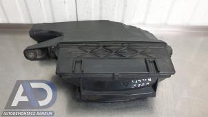 Gebruikte Luchtfilterhuis Mercedes E Estate (S212) E-350 CDI V6 24V BlueEfficiency Prijs € 29,99 Margeregeling aangeboden door Autodemontage Aandijk