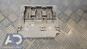 Gebruikte Computer Body Control Volkswagen Caddy III (2KA,2KH,2CA,2CH) 1.6 TDI 16V Prijs € 179,99 Margeregeling aangeboden door Autodemontage Aandijk