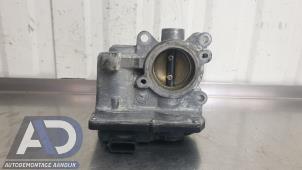 Gebruikte Gasklephuis Renault Grand Scénic III (JZ) 1.4 16V TCe 130 Prijs € 34,99 Margeregeling aangeboden door Autodemontage Aandijk