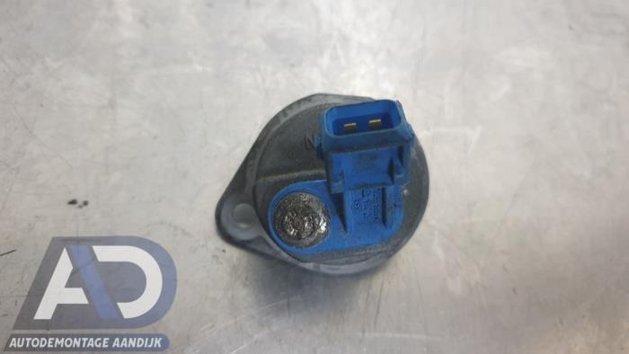 Gebruikte Krukas sensor Ford Focus 3 Wagon 1.6 Ti-VCT 16V 105 Prijs € 19,99 Margeregeling aangeboden door Autodemontage Aandijk