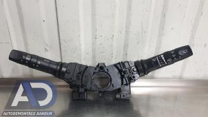 Gebruikte Licht + Raw Schakelaar Hyundai i20 1.2i 16V Prijs € 39,99 Margeregeling aangeboden door Autodemontage Aandijk