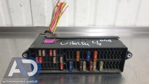 Gebruikte Zekeringkast Volkswagen Caddy III (2KA,2KH,2CA,2CH) 2.0 SDI Prijs € 19,99 Margeregeling aangeboden door Autodemontage Aandijk