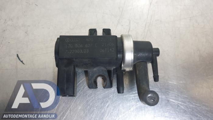 Gebruikte Turbodruk sensor Volkswagen Caddy III (2KA,2KH,2CA,2CH) 2.0 SDI Prijs € 19,99 Margeregeling aangeboden door Autodemontage Aandijk