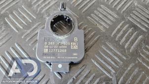 Gebruikte Gier sensor Opel Insignia 2.0 CDTI 16V 130 Ecotec Prijs € 34,99 Margeregeling aangeboden door Autodemontage Aandijk