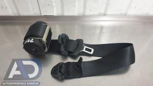 Gebruikte Veiligheidsgordel rechts-achter Mitsubishi Colt (Z2/Z3) 1.3 16V Prijs € 24,99 Margeregeling aangeboden door Autodemontage Aandijk