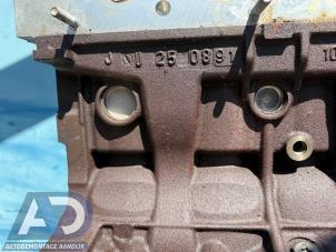 Gebruikte Draaiend Gedeelte motor Dacia Logan (LS) 1.6 Prijs € 199,99 Margeregeling aangeboden door Autodemontage Aandijk