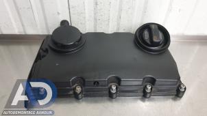 Gebruikte Kleppendeksel Audi A6 (C6) 2.0 TDI 16V Prijs € 39,99 Margeregeling aangeboden door Autodemontage Aandijk