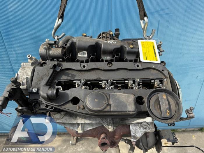 Gebruikte Kleppendeksel Audi A4 Avant (B8) 2.0 TDI 16V Prijs € 39,99 Margeregeling aangeboden door Autodemontage Aandijk