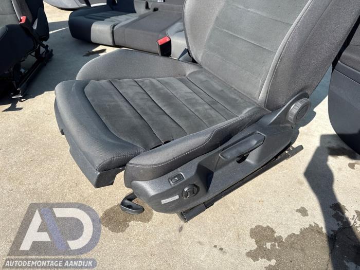 Bekleding Set (compleet) van een Volkswagen Golf VII (AUA) 1.5 TSI Evo BMT 16V 2018