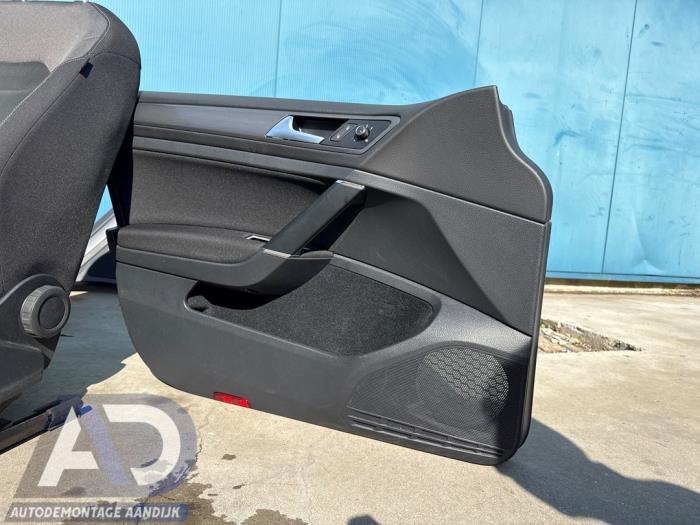 Bekleding Set (compleet) van een Volkswagen Golf VII (AUA) 1.5 TSI Evo BMT 16V 2018