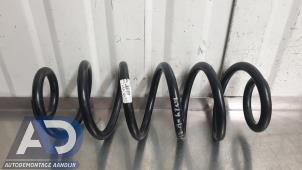 Gebruikte Schroefveer achter Opel Astra K Sports Tourer 1.6 CDTI 136 16V Prijs € 14,99 Margeregeling aangeboden door Autodemontage Aandijk