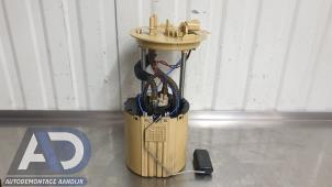 Gebruikte Tank element Pomp Opel Astra K Sports Tourer 1.6 CDTI 136 16V Prijs € 64,99 Margeregeling aangeboden door Autodemontage Aandijk
