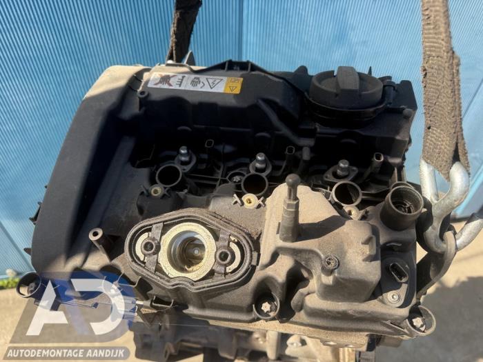 Gebruikte Kleppendeksel BMW 2 serie Active Tourer (F45) 218i 1.5 TwinPower Turbo 12V Prijs € 74,99 Margeregeling aangeboden door Autodemontage Aandijk