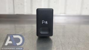 Gebruikte PDC Schakelaar Ford Galaxy (WGR) 1.9 TDI Prijs € 9,99 Margeregeling aangeboden door Autodemontage Aandijk