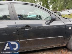 Gebruikte Deur 4Deurs rechts-voor Mazda 3 Sport (BK) 1.6i 16V Prijs € 99,99 Margeregeling aangeboden door Autodemontage Aandijk