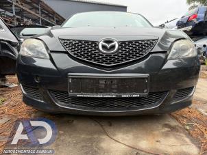Gebruikte Voorbumper Mazda 3 Sport (BK) 1.6i 16V Prijs € 124,99 Margeregeling aangeboden door Autodemontage Aandijk