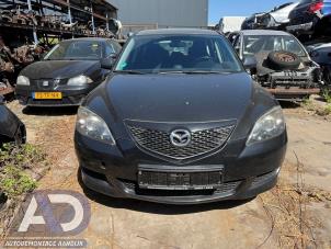 Gebruikte Voorfront Mazda 3 Sport (BK) 1.6i 16V Prijs € 124,99 Margeregeling aangeboden door Autodemontage Aandijk
